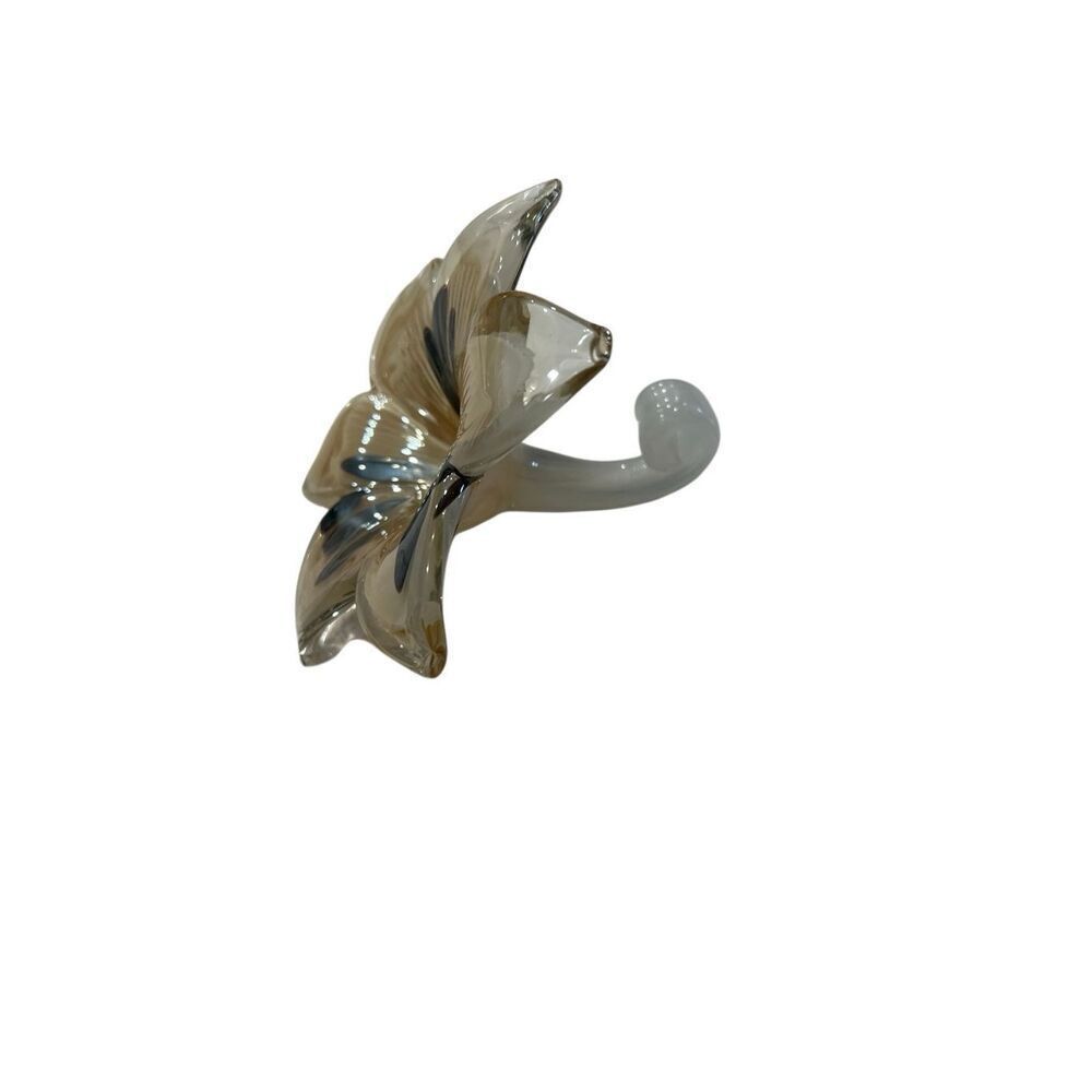 Murano Style Art Glass Flower Shaped Handblown Decorative Figurine Cream White